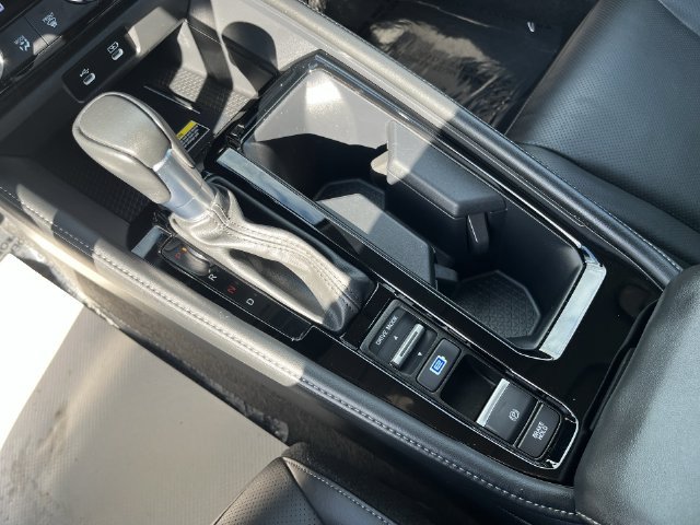 Used 2023 Honda Accord Touring image 30