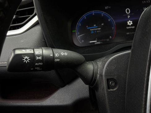 Used 2024 Toyota RAV4 Limited FWD image 39