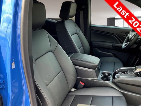 New 2025 GMC Canyon Elevation w/ Convenience Package image 10