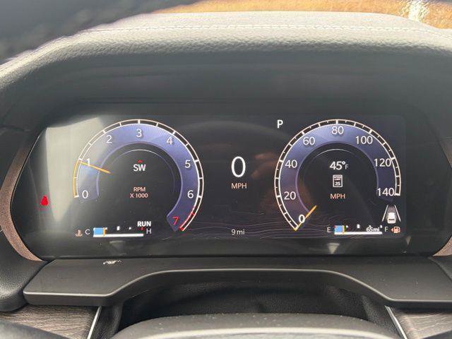 New 2026 Jeep Grand Cherokee Altitude AWD/4WD image 21