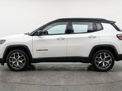 Used 2025 Jeep Compass Limited AWD/4WD image 5