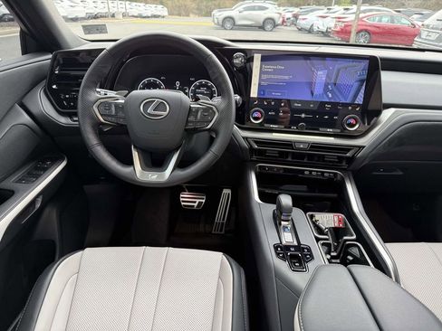 Used 2025 Lexus TX 350 AWD w/ Technology Package image 8