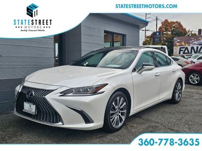 Used 2021 Lexus ES 350 w/ Luxury Package