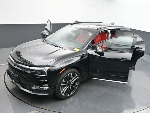 Used 2025 Chevrolet Blazer EV SS w/ Performance Package image 65