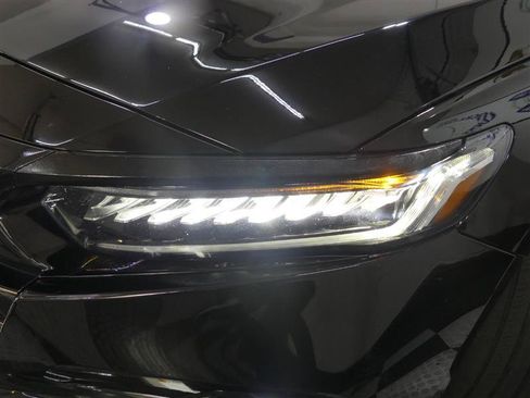 Used 2022 Honda Accord Sport image 14
