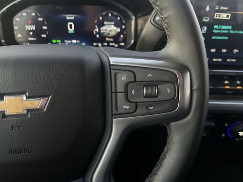 Used 2026 Chevrolet Silverado 1500 LT AWD/4WD image 19