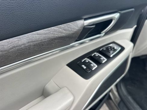 Used 2020 Kia Telluride EX FWD image 19