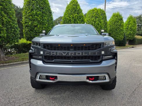 Used 2019 Chevrolet Silverado 1500 High Country w/ Technology Package AWD/4WD image 10