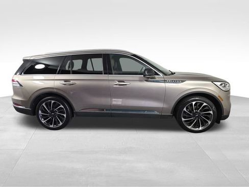 Used 2020 Lincoln Aviator Reserve w/ Equipment Group 202A AWD/4WD image 8