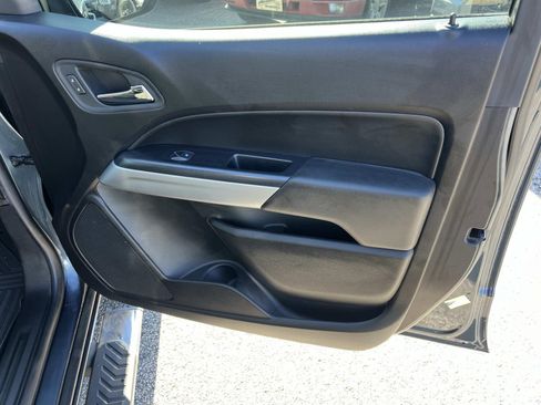 Used 2019 Chevrolet Colorado LT w/ LT Convenience Package image 14