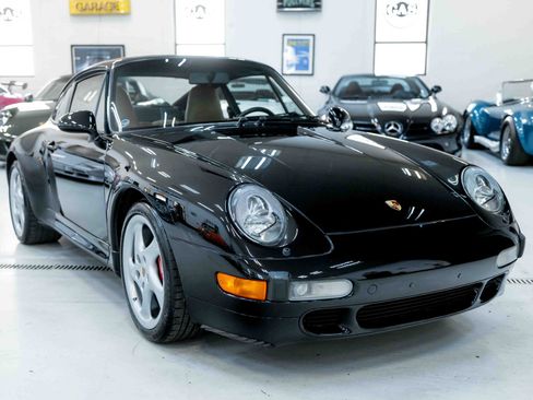 Used 1998 Porsche 911 Carrera 4S image 6