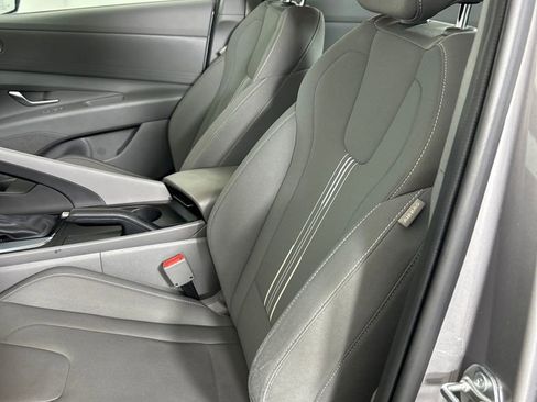 Used 2024 Hyundai Elantra SEL image 19