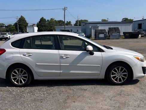 Used 2012 Subaru Impreza 2.0i Premium w/ All-Weather Pkg image 6