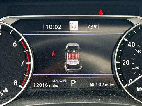 Used 2023 Nissan Rogue SL w/ SL Premium Package image 10