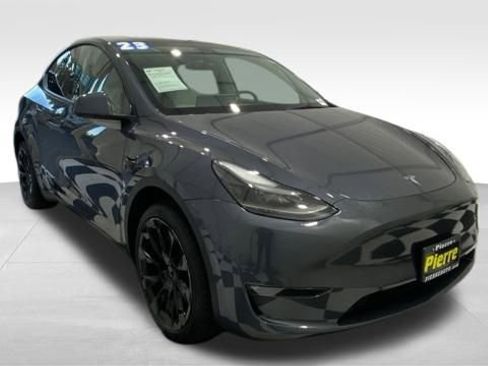 Used 2023 Tesla Model Y Long Range image 6