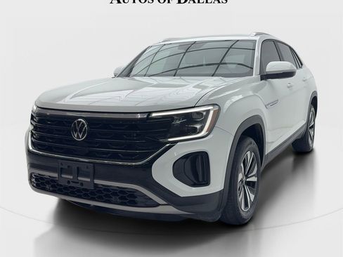 Used 2024 Volkswagen Atlas Cross Sport SE image 4