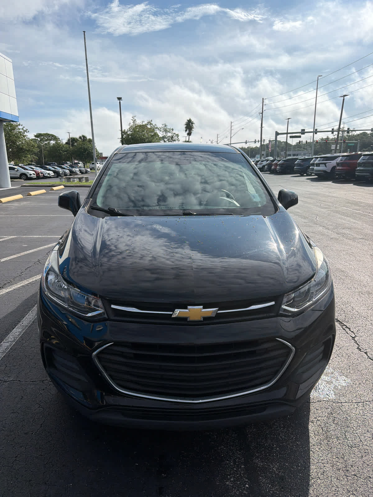 Used 2020 Chevrolet Trax LS w/ Tint and Cruise Package FWD image 8