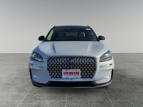 New 2026 Lincoln Corsair Premiere image 8