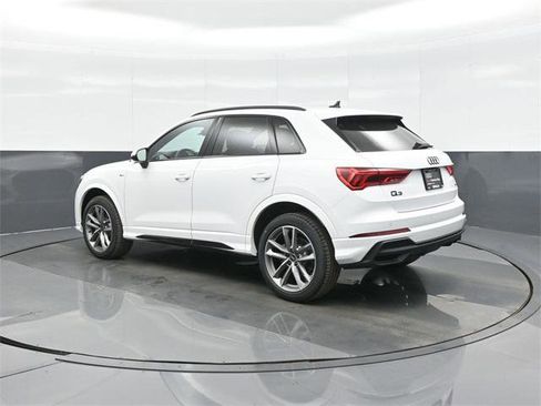New 2025 Audi Q3 2.0T Premium image 5