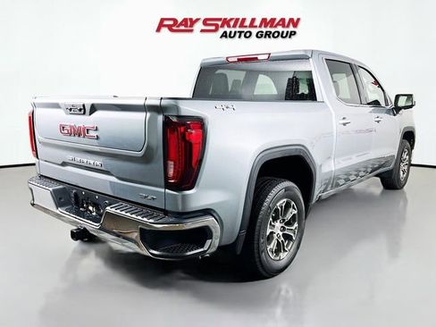 Used 2026 GMC Sierra 1500 SLT image 7