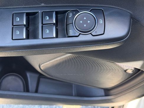 Used 2024 Ford Escape Base w/ PHEV Premium Package image 17