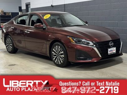 Used 2023 Nissan Altima 2.5 SV