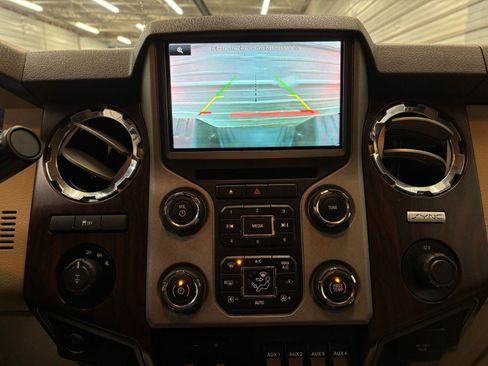 Used 2016 Ford F350 Lariat w/ Lariat Ultimate Package image 19