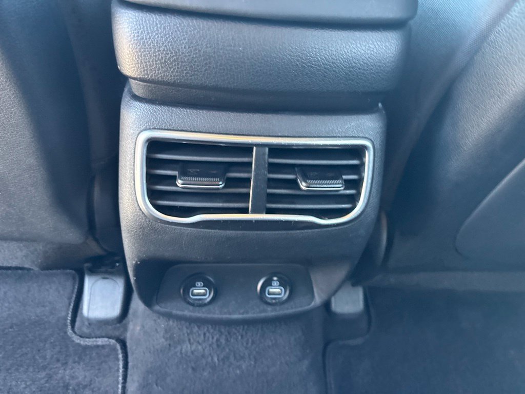 Used 2022 Hyundai Santa Fe XRT FWD image 14