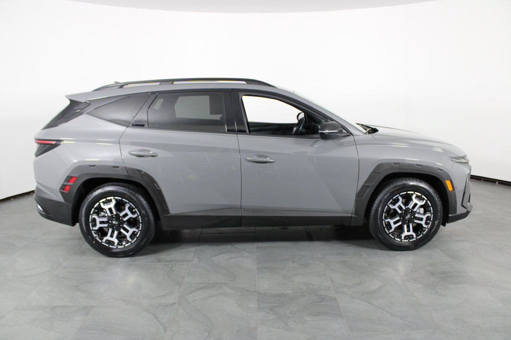 Certified 2025 Hyundai Tucson XRT FWD image 12