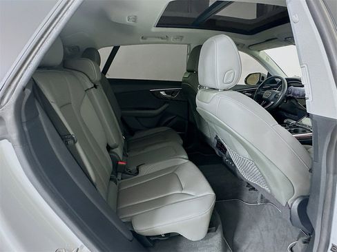 Used 2021 Audi Q8 Premium Plus w/ Premium Plus Package image 9