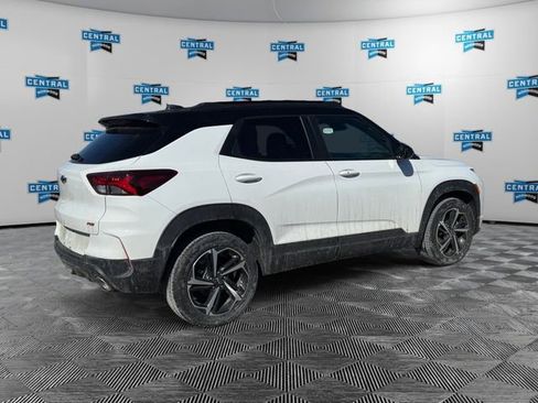 Used 2023 Chevrolet TrailBlazer RS w/ Convenience Package image 5