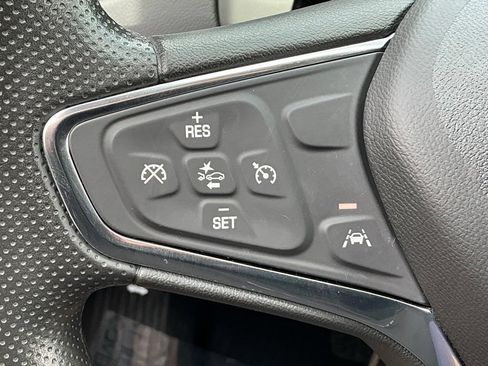 Used 2021 Chevrolet Equinox LS w/ LS Convenience Package FWD image 23