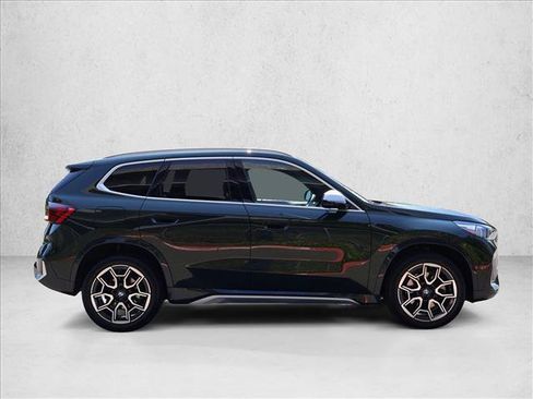 Used 2023 BMW X1 xDrive28i w/ Convenience Package AWD/4WD image 5