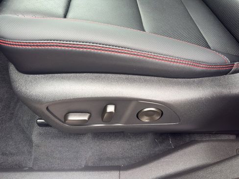 Used 2024 Chevrolet Traverse RS w/ LPO, Floor Liner Package image 16