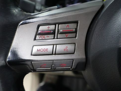 Used 2011 Subaru Outback 2.5i Limited image 27