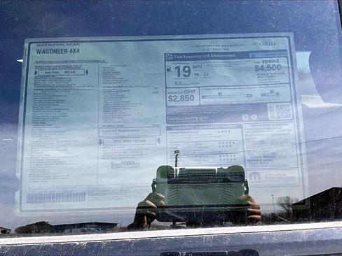 New 2024 Jeep Wagoneer 4WD w/ Convenience Group I image 13