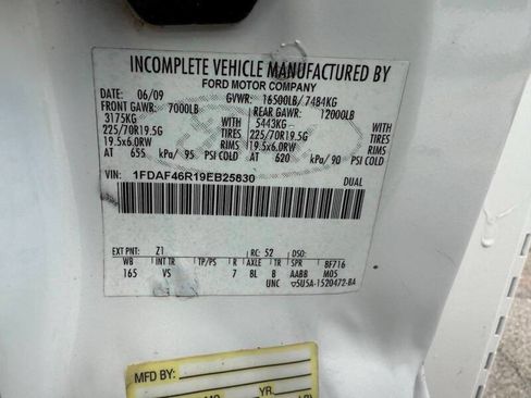 Used 2009 Ford F450 2WD Regular Cab Super Duty image 19