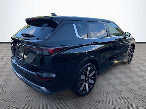 New 2026 Mitsubishi Outlander SE FWD image 7