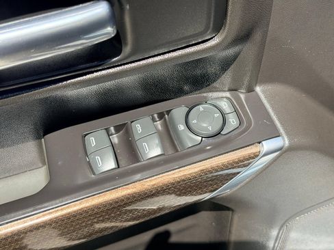 Used 2019 Chevrolet Silverado 1500 LT w/ Texas Edition AWD/4WD image 16
