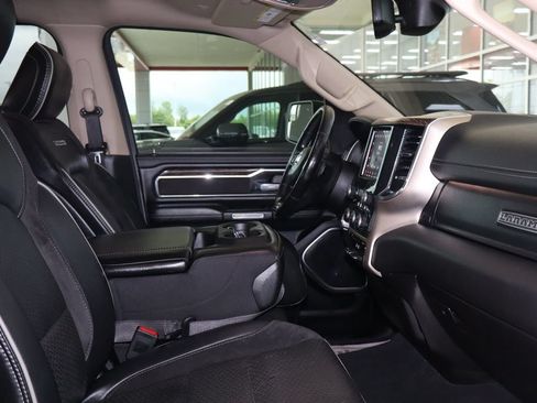 Used 2019 RAM 1500 Laramie AWD/4WD image 44