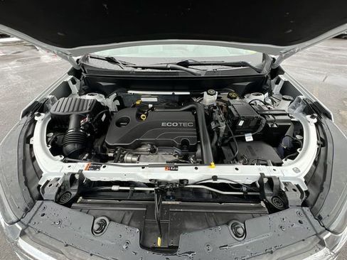 Used 2022 Chevrolet Equinox LS w/ LS Convenience Package image 13