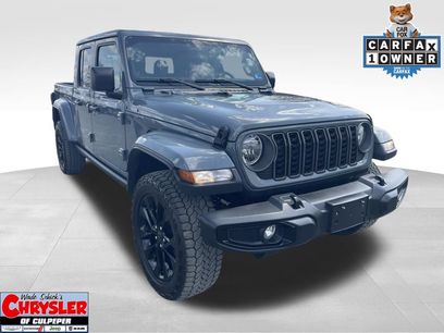 Used 2025 Jeep Gladiator Sport