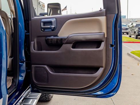 Used 2015 GMC Sierra 3500 Denali w/ Duramax Plus Package image 34