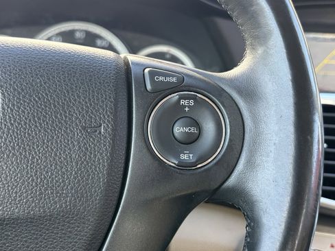 Used 2015 Honda Accord EX-L image 20