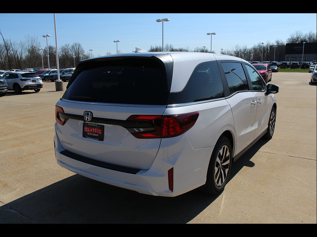 New 2026 Honda Odyssey EX-L image 4
