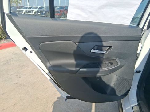 New 2026 Nissan Sentra SR w/ SR Premium Package FWD image 30