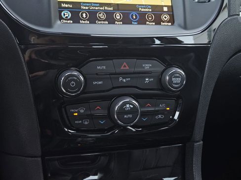 Used 2023 Chrysler 300 S image 20