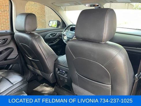 Used 2020 Chevrolet Traverse LT w/ LT Premium Package FWD image 36