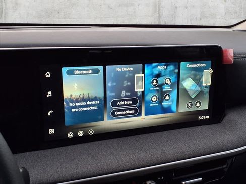 New 2026 Nissan Kicks SV w/ SV Premium Package image 16