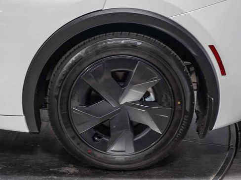 New 2026 Toyota Prius Plug-In Hybrid image 11